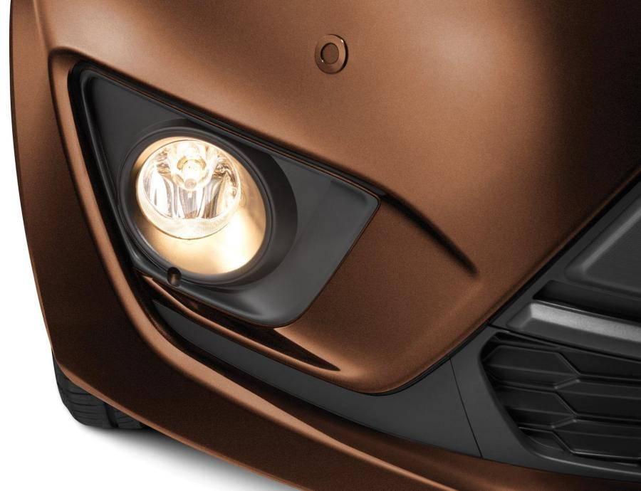 Детали экстерьера Proton Persona 2016 года  (фото 11 из 22)